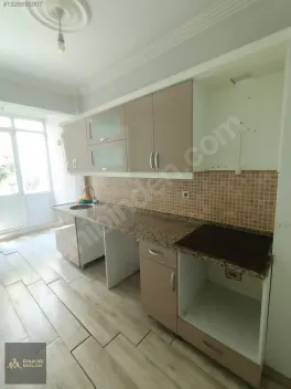 Şehrin Merkezi'nde Geniş 3+1 Kiralık Ofis — fotoğraf 2