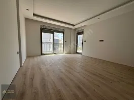 Yeniköyde Merkezi Konumda Yüksek Krediye Uygun 2+1 Daire — fotoğraf 5