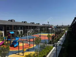 Suncity'de Beş Yıldızlı Yaşam Sunan 1+1 Eşyalı Daire — fotoğraf 1