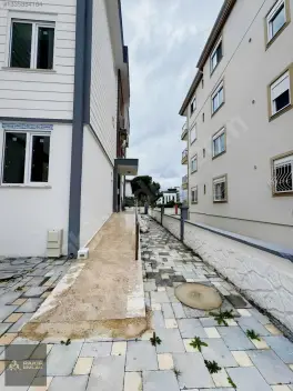 Bahçeyaka Merkezi Konumda 2+1 | Full Donanımlı | Yerden Isıtmalı — fotoğraf 7
