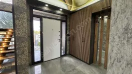 Kiralık 4+1 Müstakil Havuzlu Villa Kış Bahçeli — fotoğraf 1