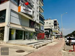 Atatürk Caddesinde Kiralık Geniş Köşe Dükkan — fotoğraf 5