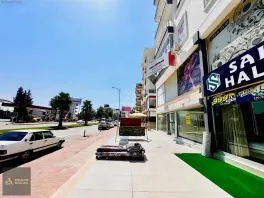 Atatürk Caddesinde Kiralık Geniş Köşe Dükkan — fotoğraf 6