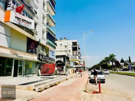 Atatürk Caddesinde Satılık Geniş Köşe Dükkan — fotoğraf 4