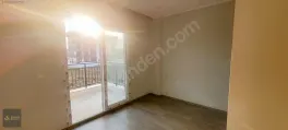 Yeniköy'de İnönü Caddesi Yakını, Katta İki Balkonlu Satılık 2+1 — fotoğraf 9